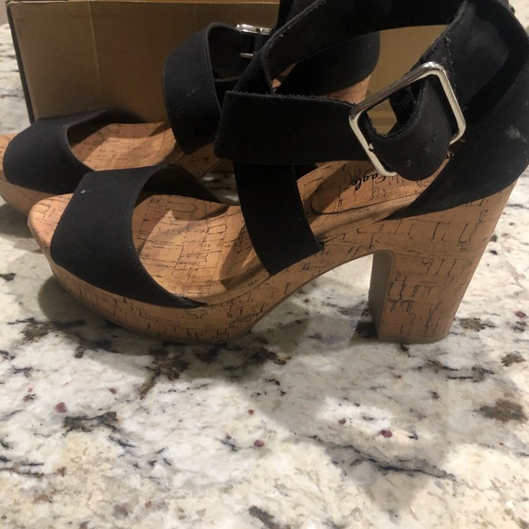 Chunky heels - Picture 2 of 3